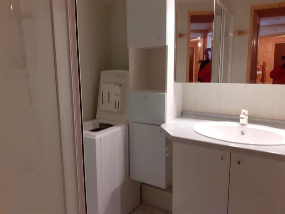 Grand Appartement Aux Rousses Au Dessus De La Meublerie Du Bois De L'Ours เลรูส ภายนอก รูปภาพ
